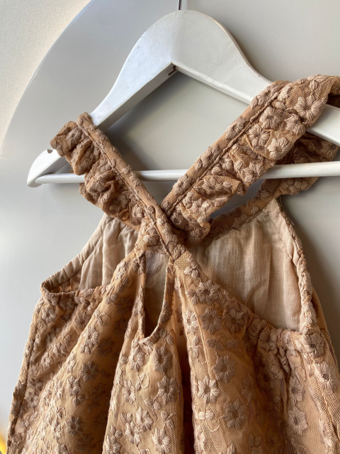 &Ccedil;i&ccedil;ek Nakışlı Elbise 