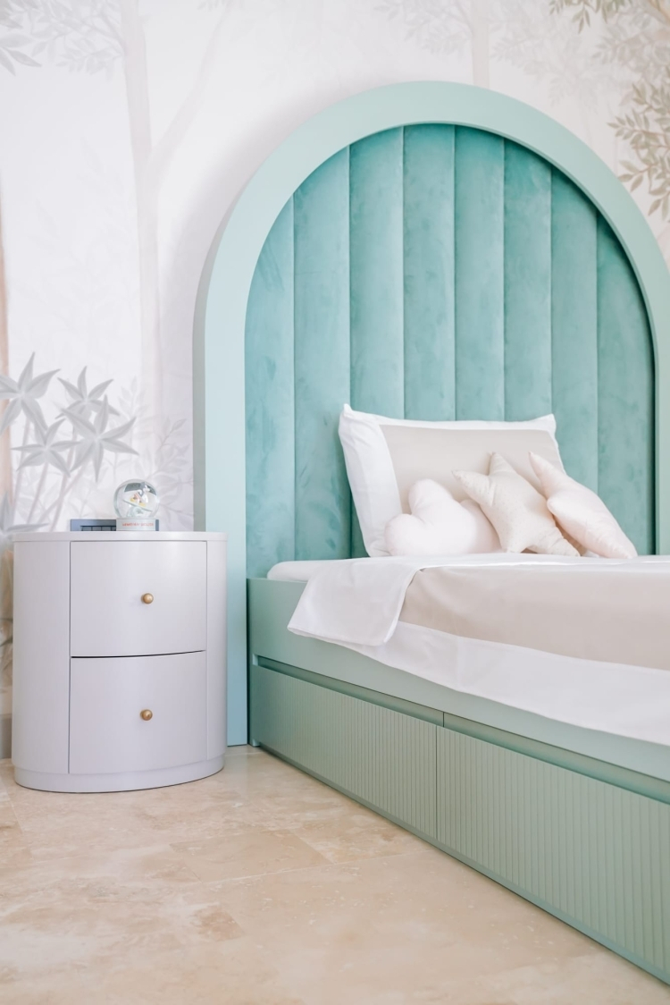 Romy Karyola - Arkadaş Yataklı 