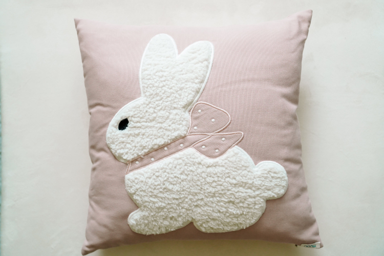 Nakışlı Bunny Pillow